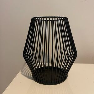 Matte Black Metal Wire Candle Holder